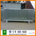 Galvanized or pvc coated crowd control barriers